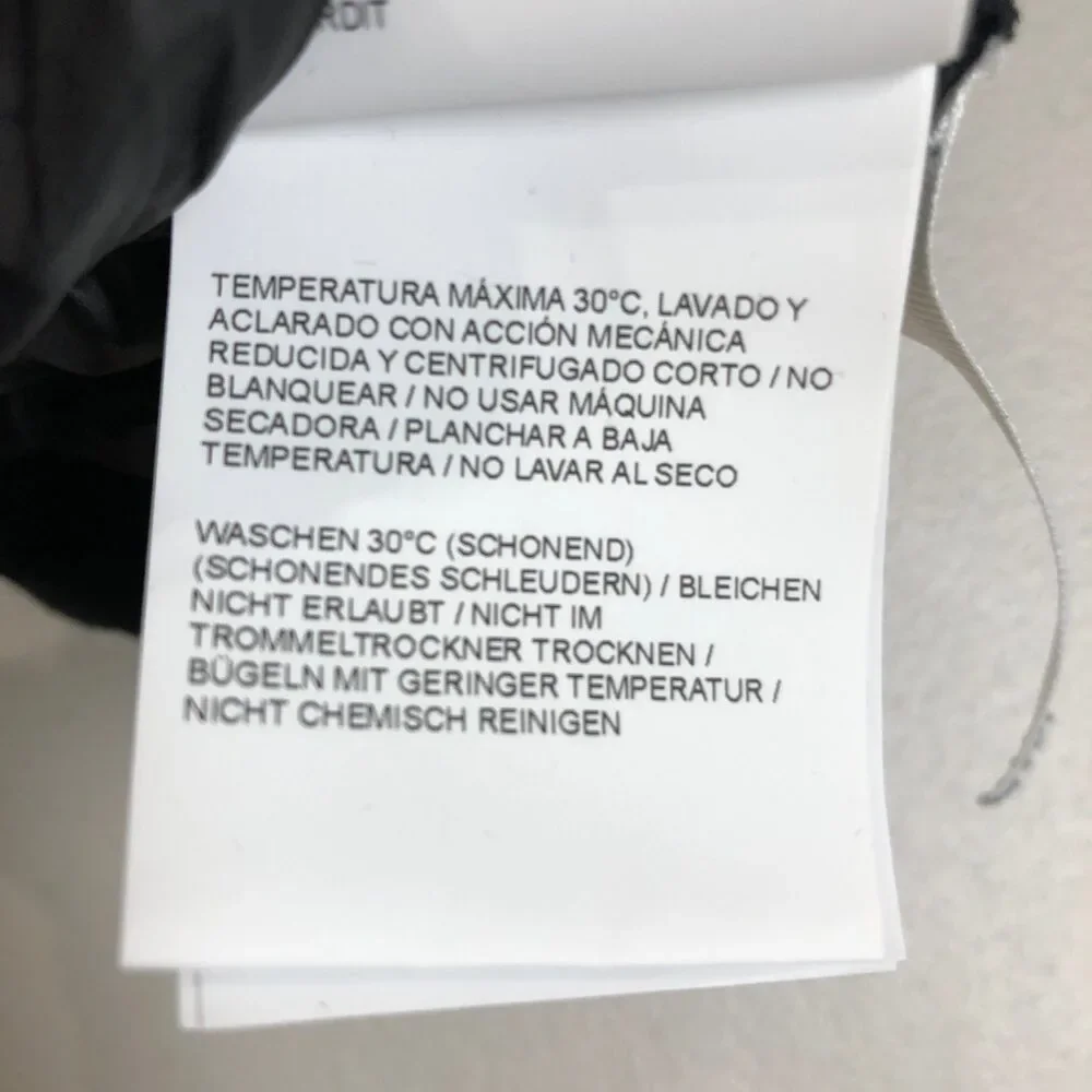 Off-White Graphic Long-Sleeve Cotton Tee Black – Size S - Picture 9 of 15